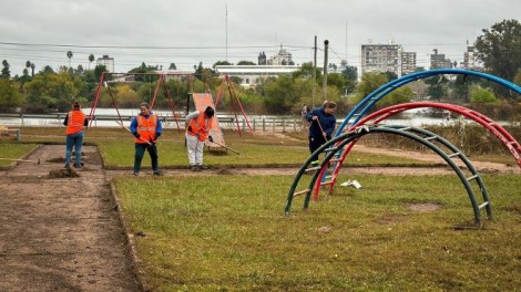 Intendente Lima destaca las tareas de limpieza en espacios públicos en el marco del Operativo Retorno