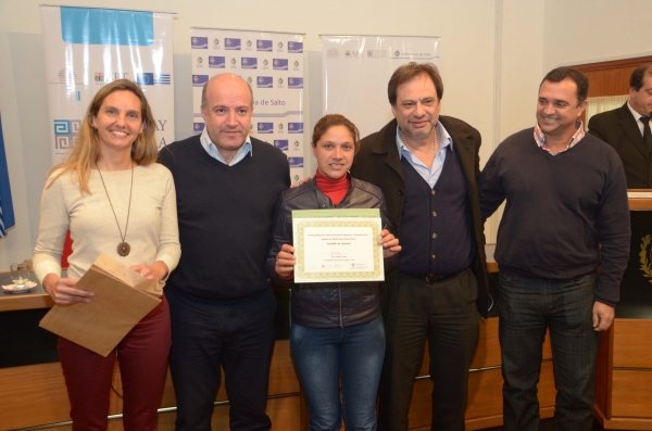 Intendencia y OPP entregaron premios de apoyo  a iniciativas deportivas en localidades del interior