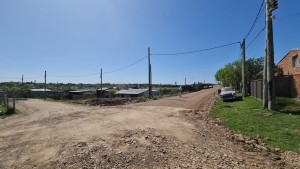 Intendencia trabaja en la reparación de calles y canalización de pluviales en los complejos 40 Viviendas, Ñandé y Salto Nuevo Sur