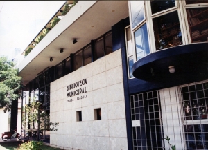 Biblioteca Departamental presenta: ABANICOS HOY