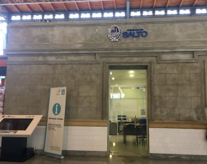 OFICINA DE INTENDENCIA DE SALTO FUNCIONA EN EL MERCADO AGRÍCOLA DE MONTEVIDEO